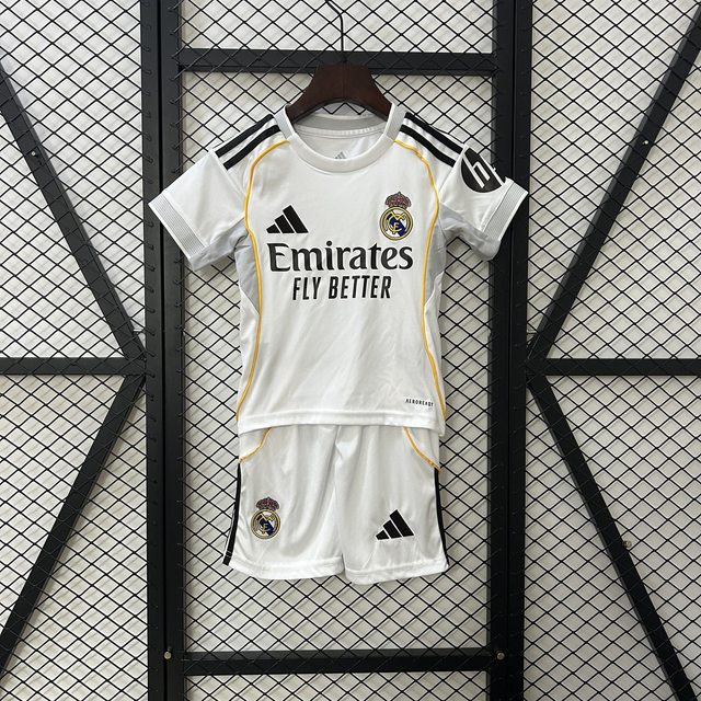 Conjunto camiseta + pantalón NIÑOS 1ª Real Madrid- 25-26