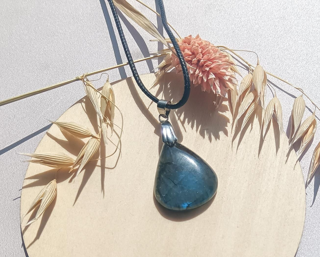 Labradorite 