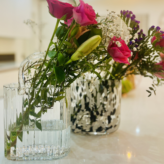 Clear Ribbed Luxury Glass Vase