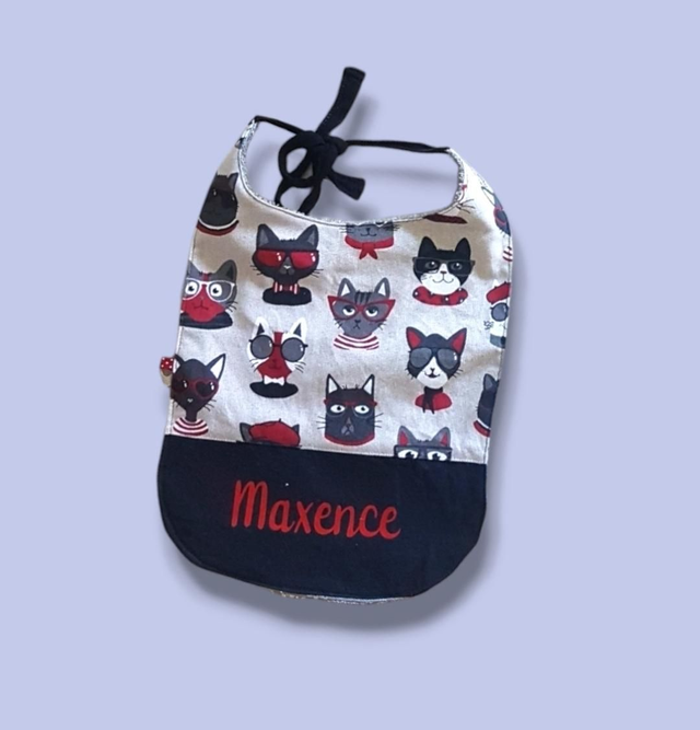 Bavoir classique ou bandana à personnaliser