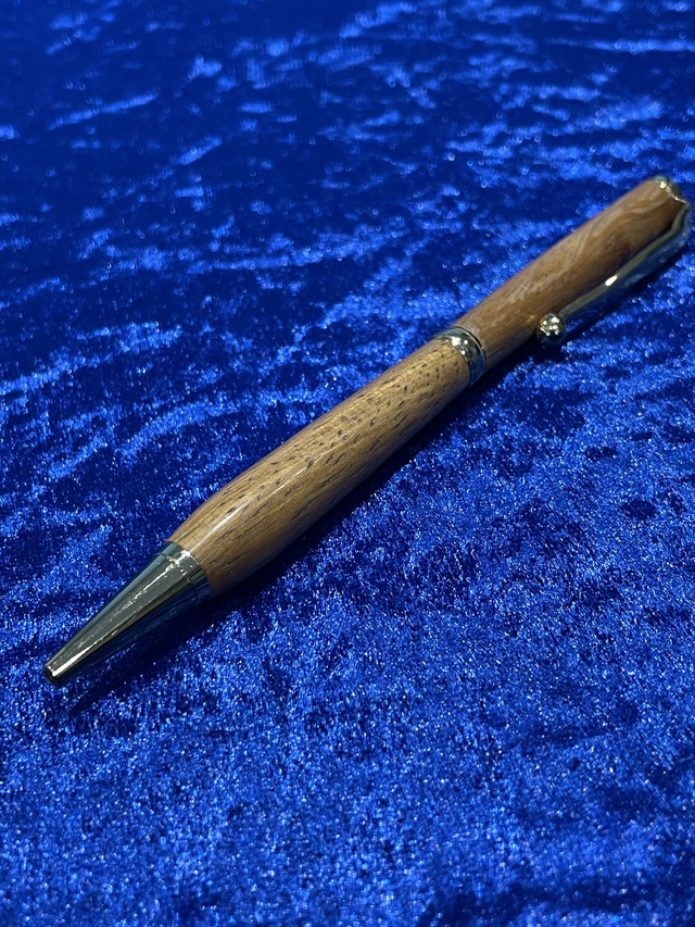 Mango wood twist pen