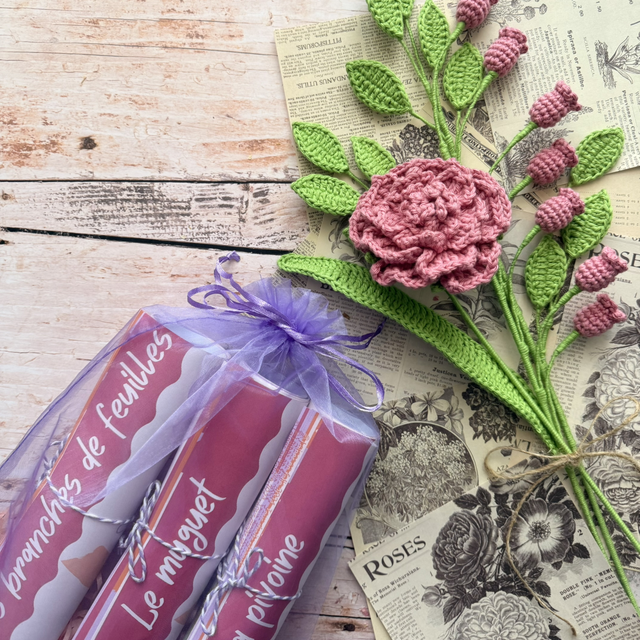 Kit bouquet personnalisable – pivoine et muguet au crochet