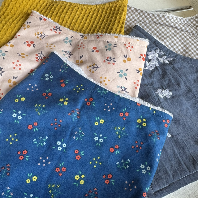 Ditsy Bold Five Pack Classic Style Bamboo Bibs   