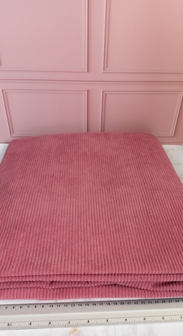 Velours côtelé vieux rose