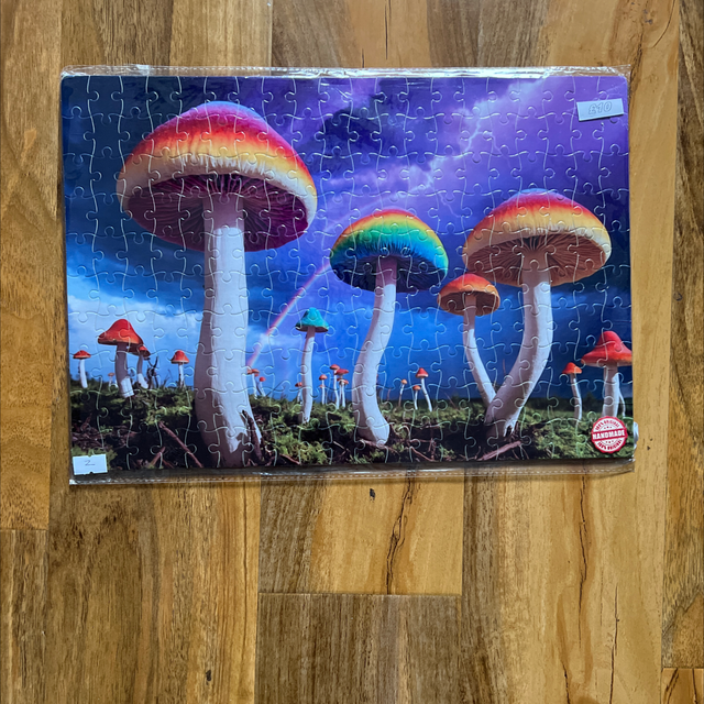 Magic mushroom limited to 1 A3 200 piece jigsaw