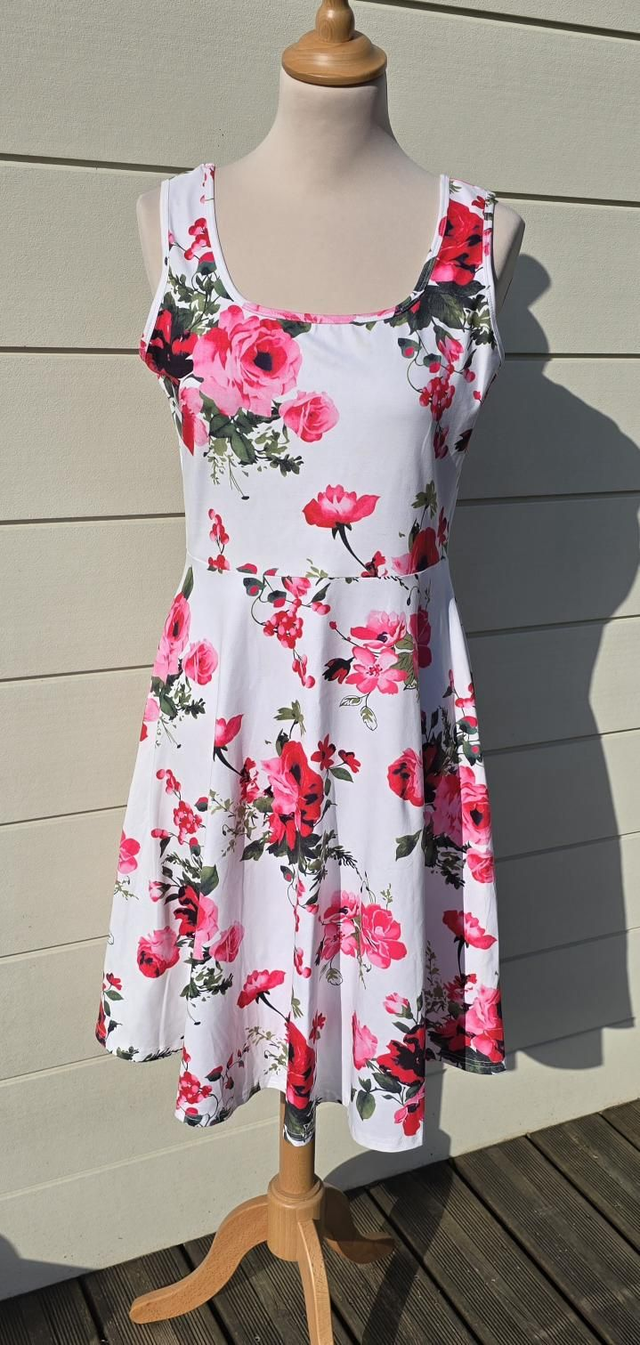 Robe fleurie Taille M