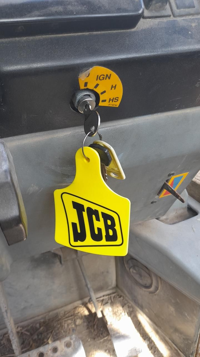 Jcb key ring