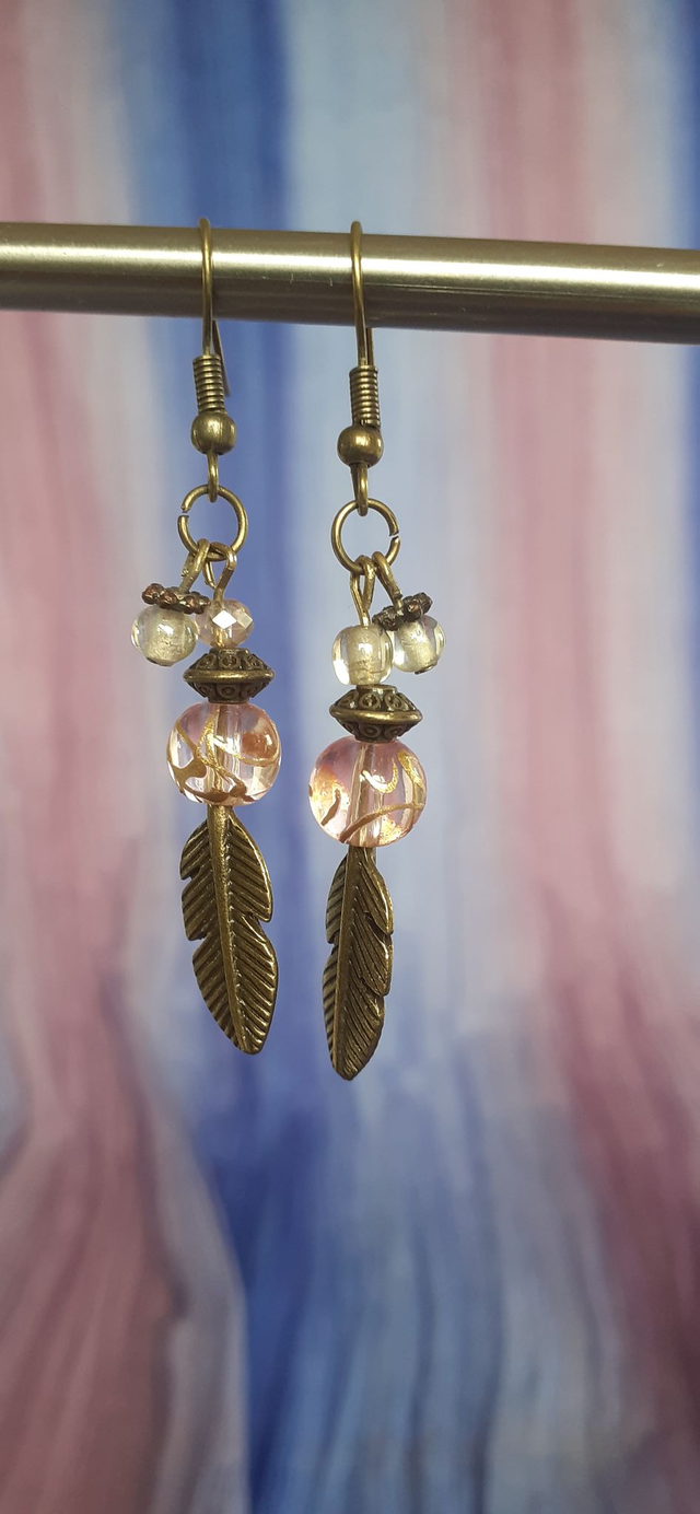 Apache Boucles d'oreilles pendantes rose pâle