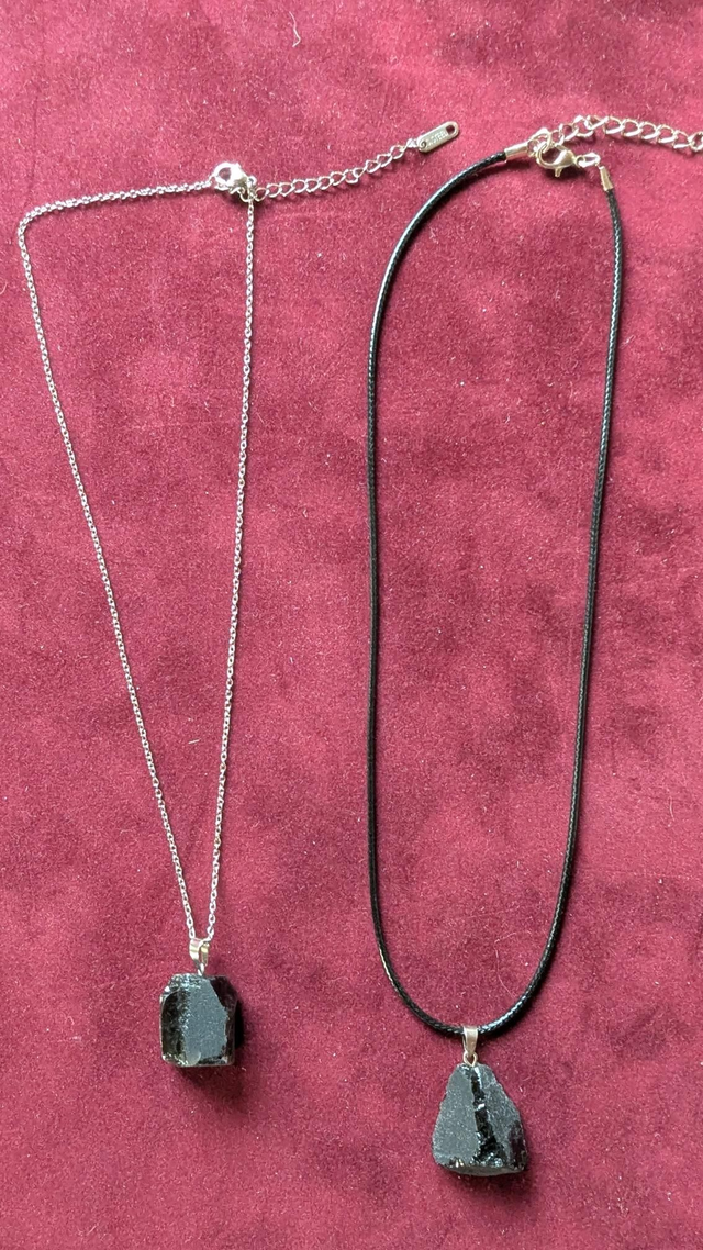 Pendentif obsidienne 