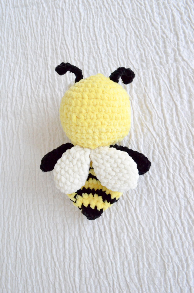 Doudou abeille