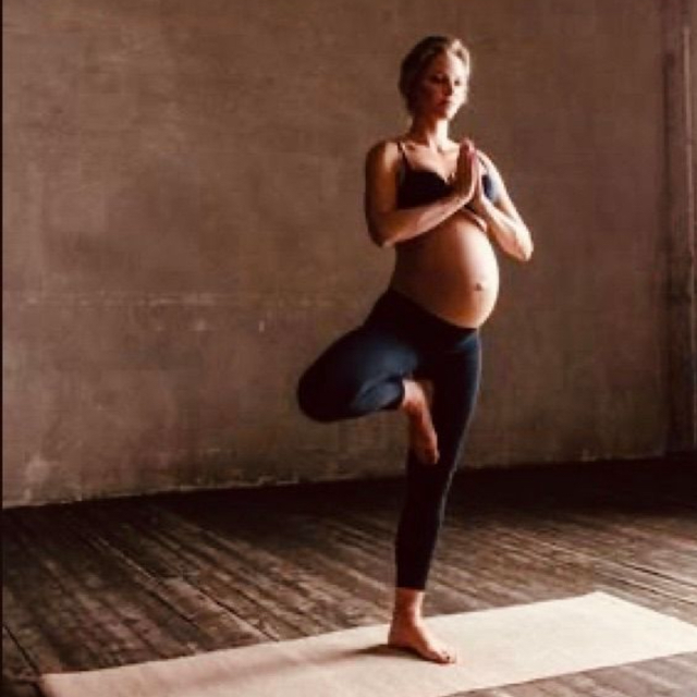 YOGA MAMAN future / jeune 