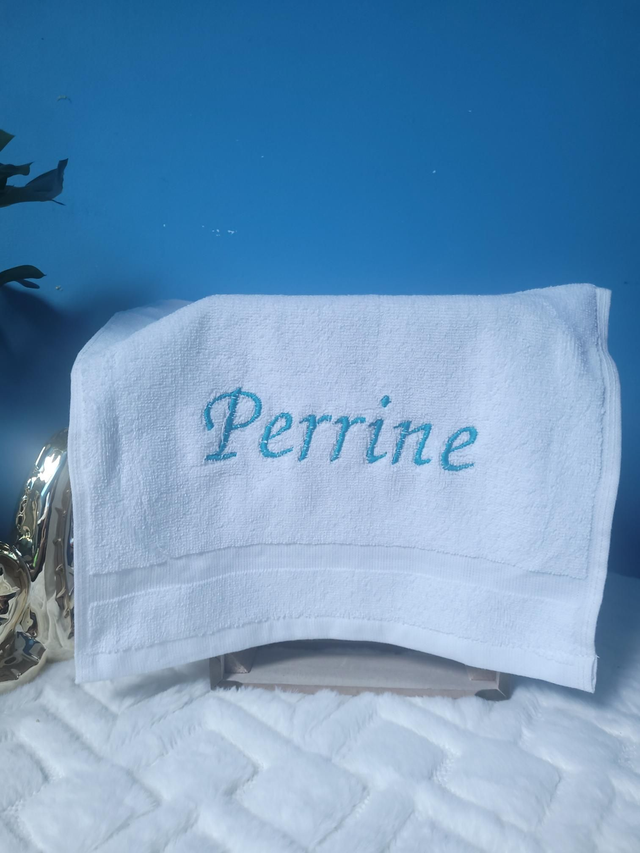 Serviette brodée Perrine