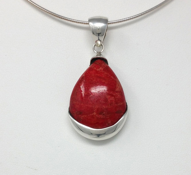 PENDENTIF OVALE DE CORAIL CERTI ARGENT MASSIF - VENDU SANS CHAINE - 3393