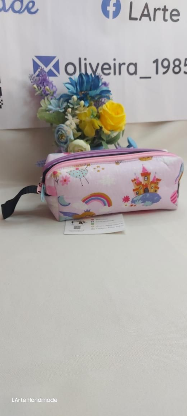 Estojo escolar triplo princesas 