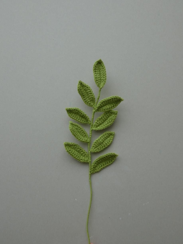 Tige de 9 feuilles vertes