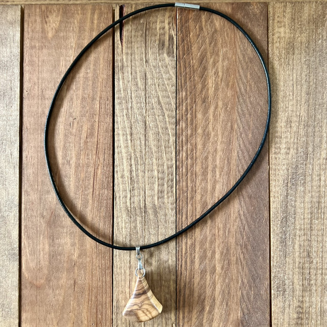 Pendentif 'Ancrage Pyramidal'