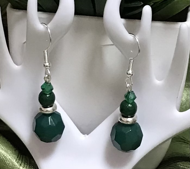 Green Dangling Earrings- GDE49