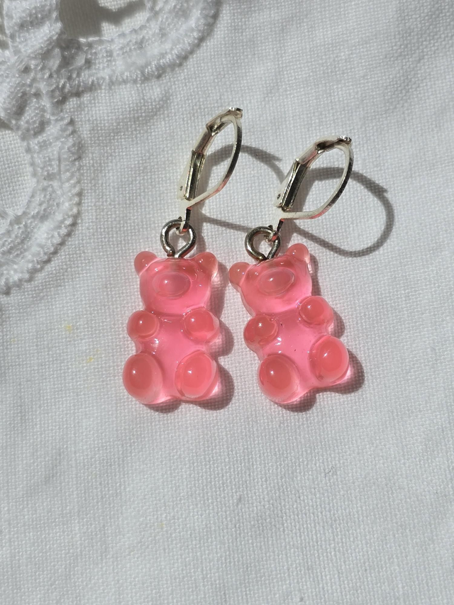 Earrings teddy gummy bears dark pink
