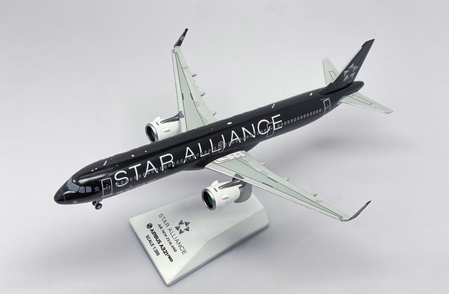 1/200 Airbus A321 Air New Zealand / Star Alliance