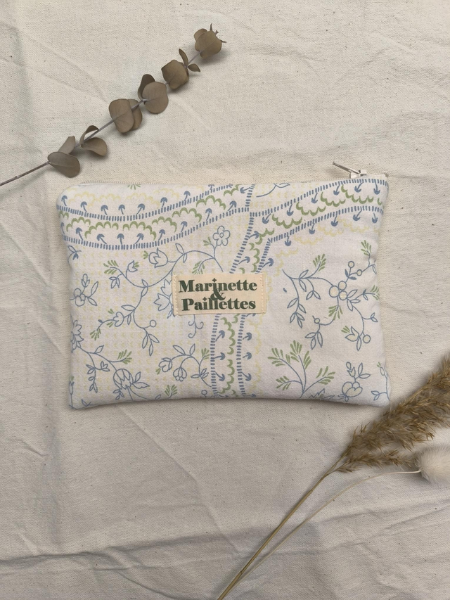Pochette upcyclée - bleue et verte