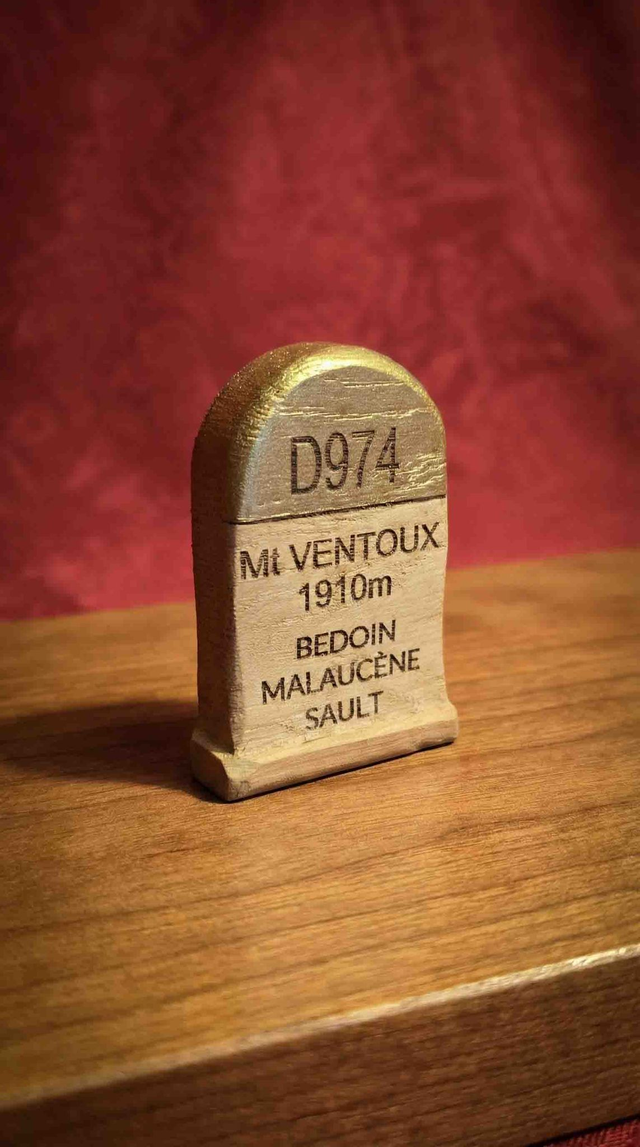 Magnet Borne D974 - Le Trophée du Mont Ventoux (1910m)