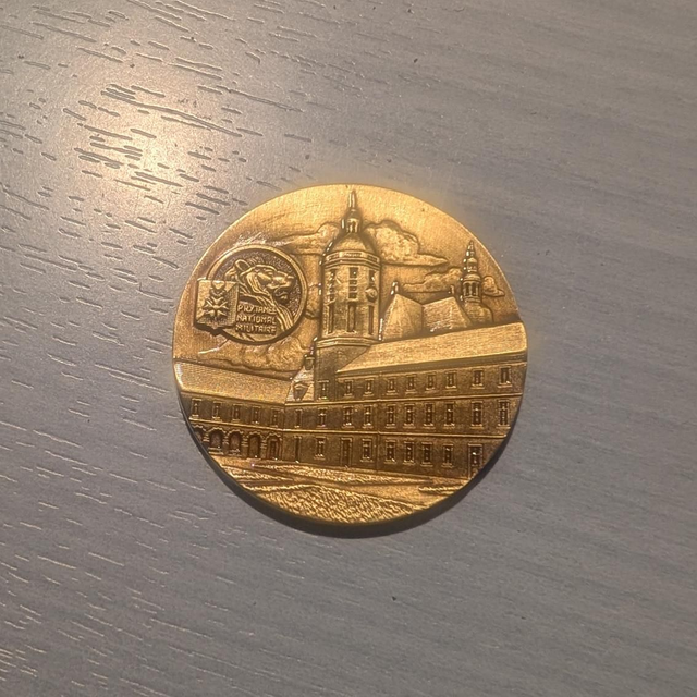 Médaillon du Prytanée métal adhésif