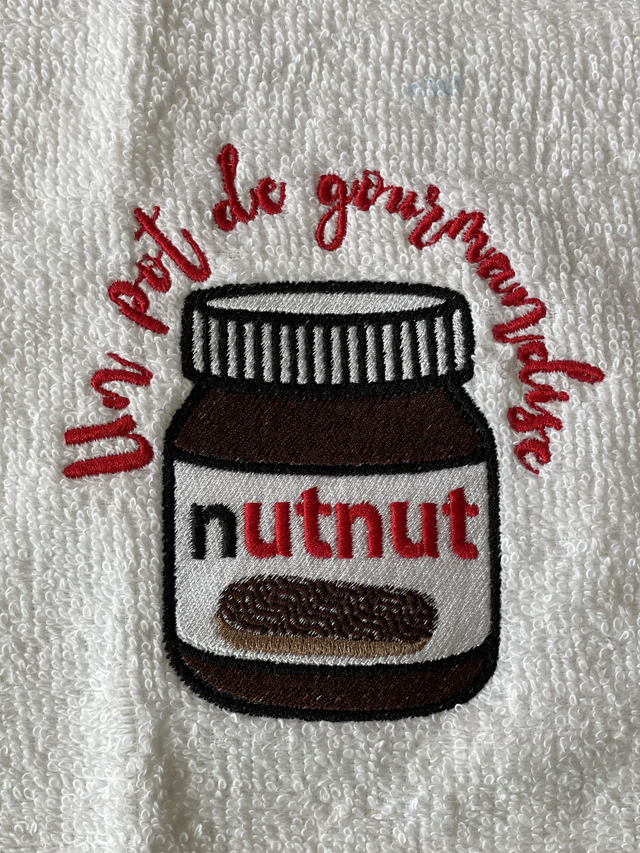 fichier broderie nutnut Taille 10x10 / 12 Formats
