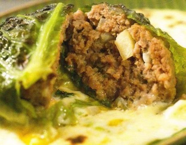 Menu 3. Russische koolrolletjes met kalfsvlees, risottorijst en eekhoorntjesbrood