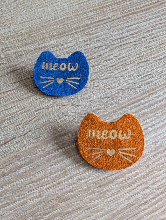 Broche meow