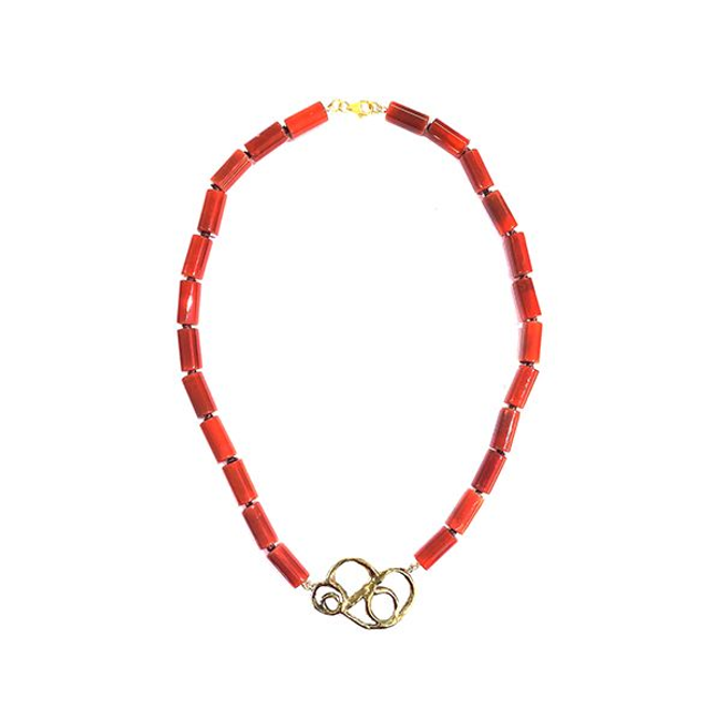 Collana in agata naturale con centrale in bronzo