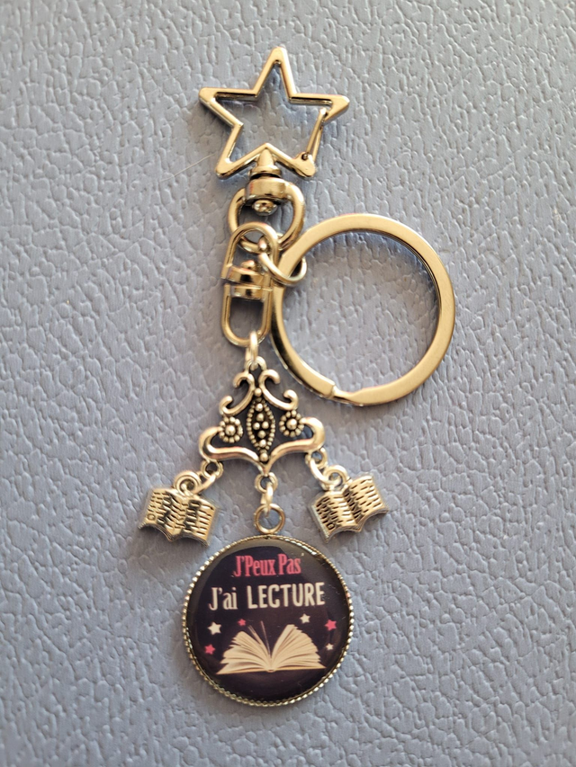 Accroch-clés argenté - J'peux pas j'ai lecture