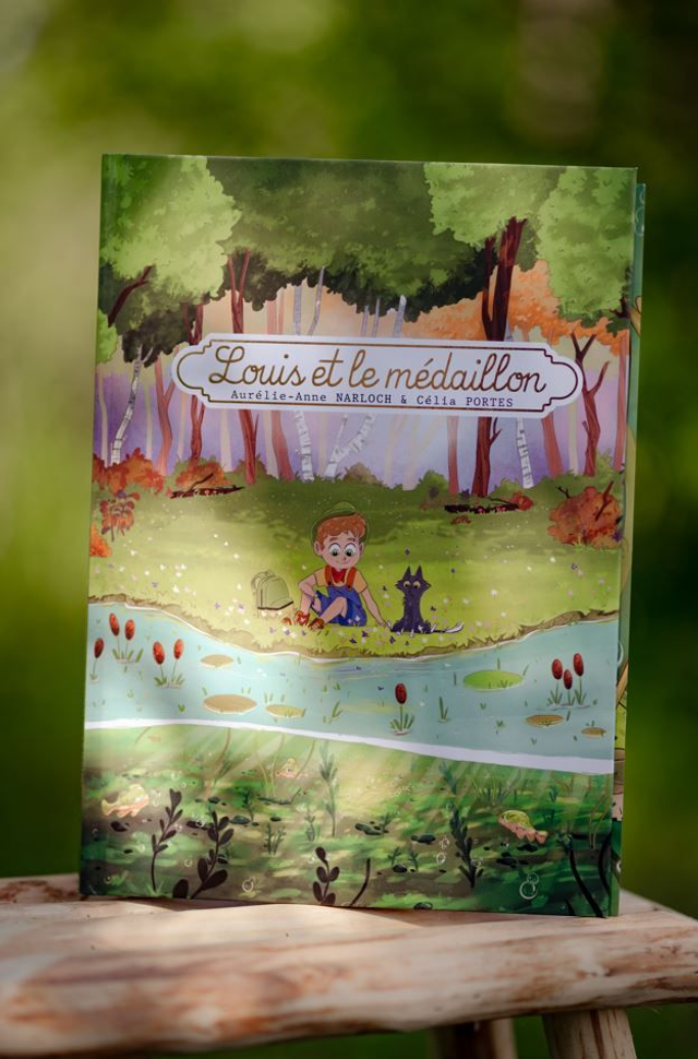 Louis et le médaillon (livre seul)