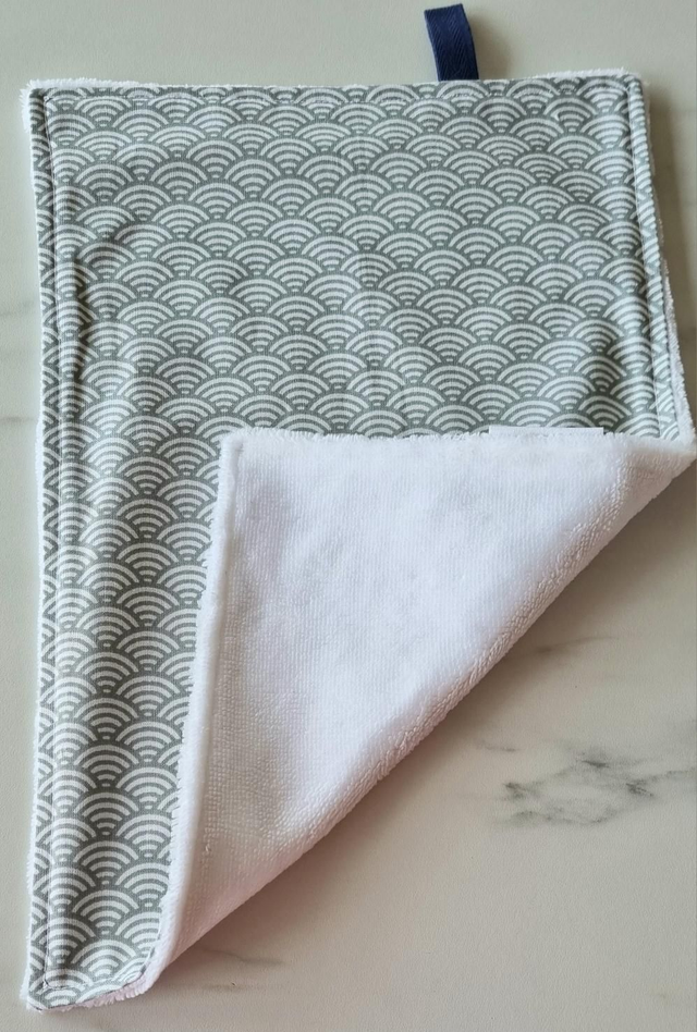 Serviette à mains à suspendre