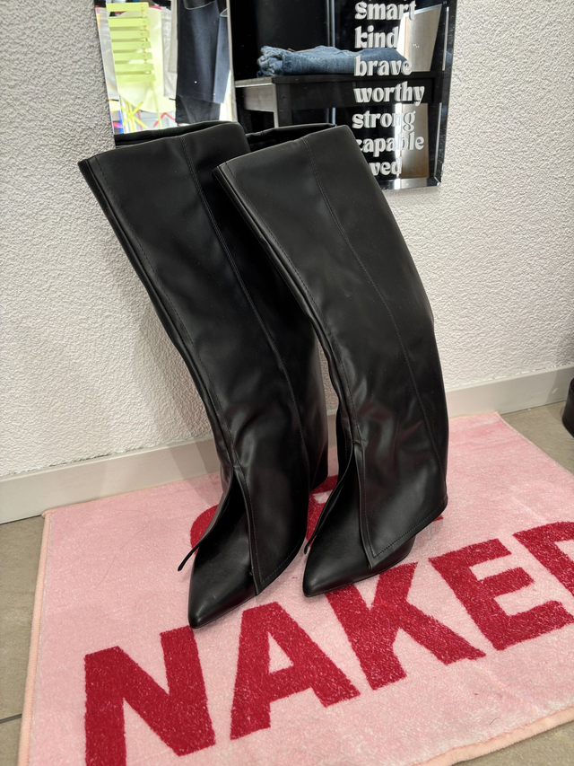 Bottes Bershka noir (247)