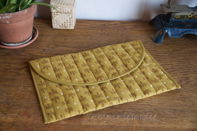 Pochette matelassée