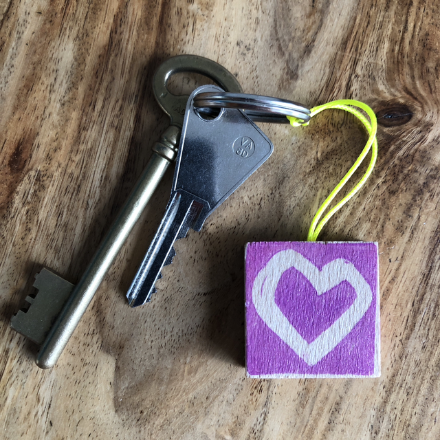 porte-clés cœur.1 violet