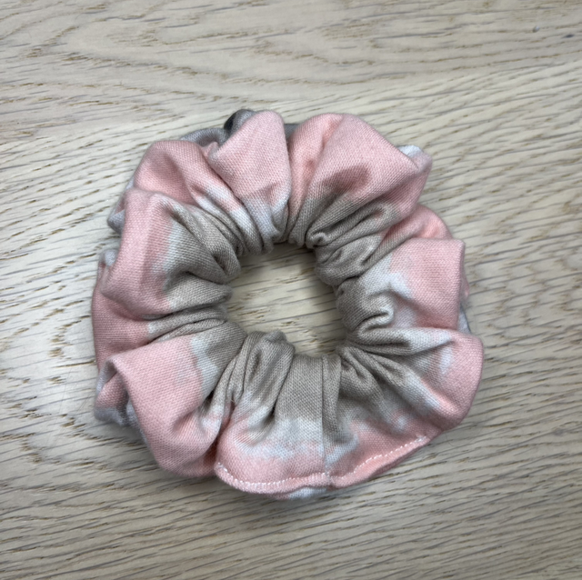 Liukuvärjätty hiusdonitsi