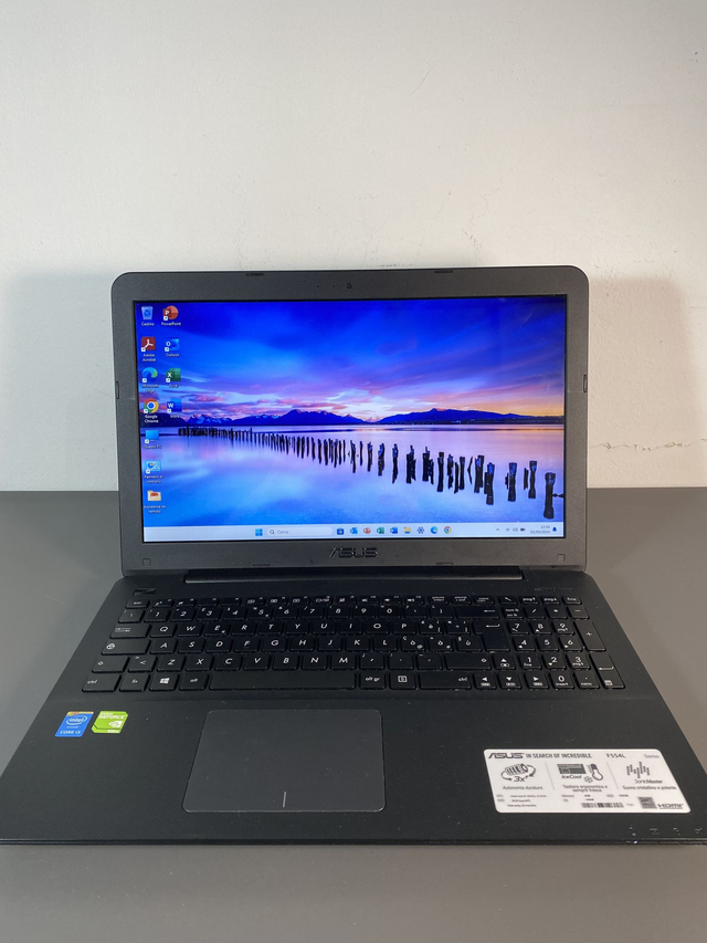 PC Asus, core i3, SSD 256 GB, ram 12 GB