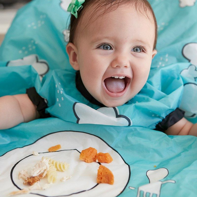 Bavoir intégral couvrant bébé et chaise haute - GRABEASE