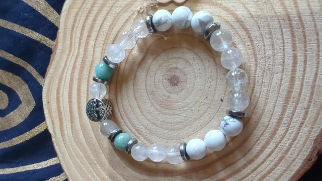 Howlite, Quartz Craquelé, et Amazonite 
