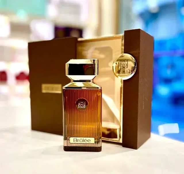 Brulée - AHMED AL MAGHRIBI