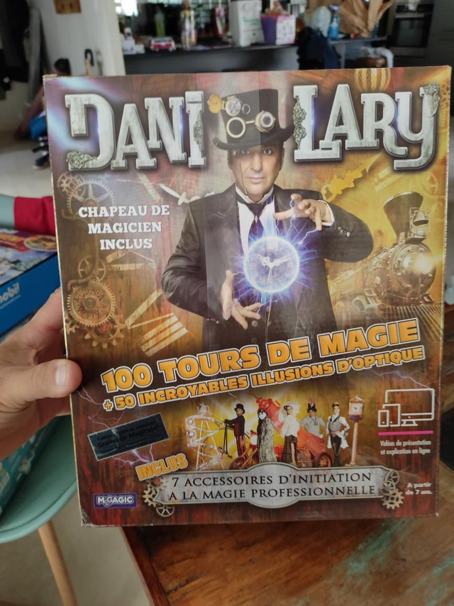 DANI LARY COFFRET MAGIE