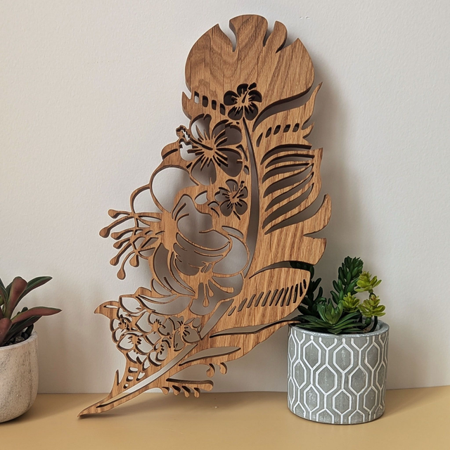 Plume fleurie en chêne