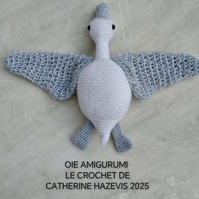 2025 OIE BLEUE CLAIRE AMIGURUMI 