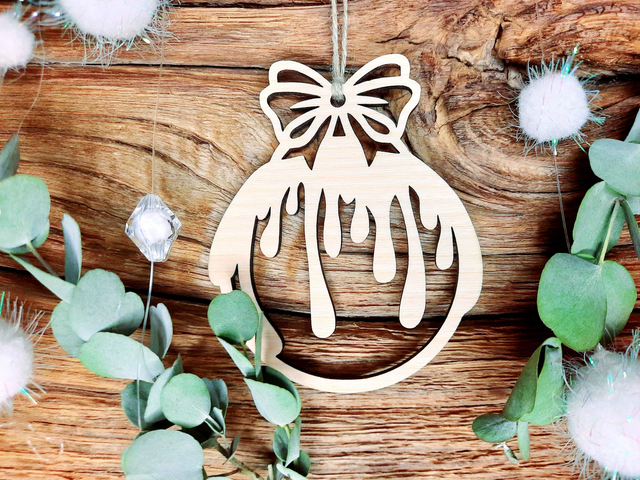 Boule de Noël en Frêne massif - Modèle 7