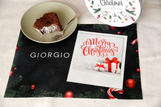 Tovalaglietta americana in TNT 30X40 ( ordine minimo 10 pz ) (1)