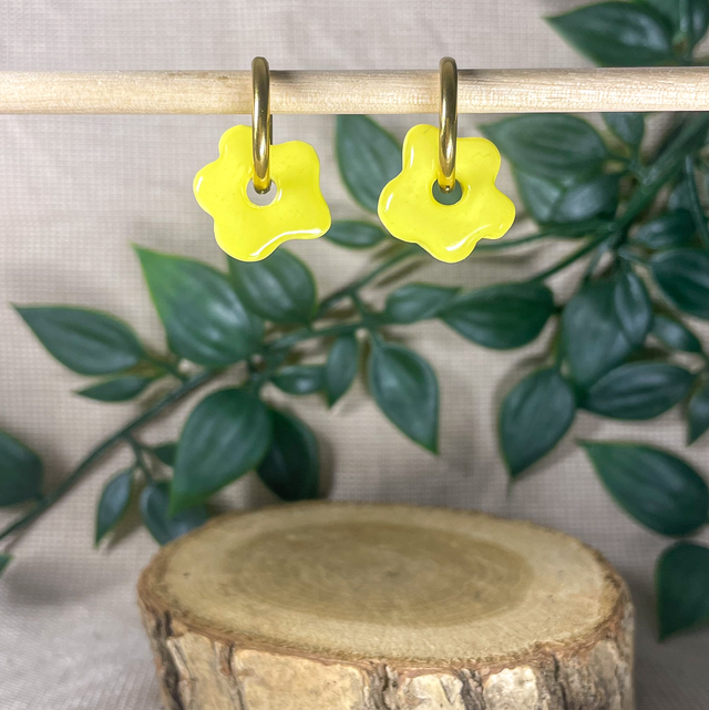 P’tites fleurs jaune pastel (sans créoles)