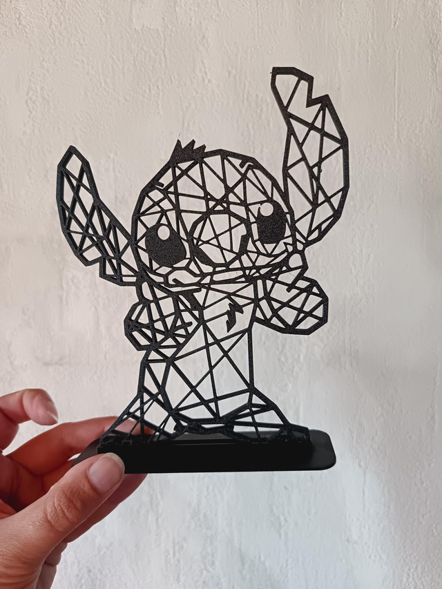 Stitch low poly 