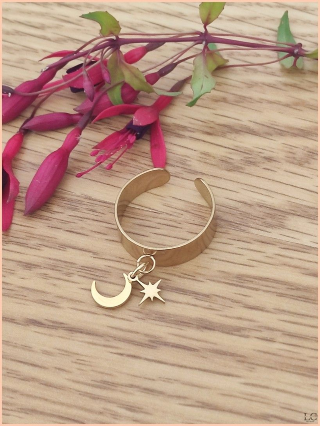 Bague réglable 6mm, acier inoxyable doré, avec breloque