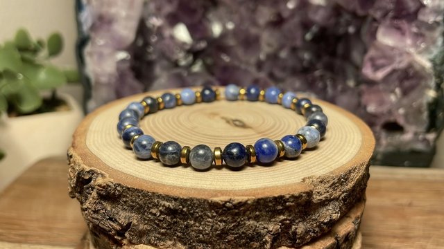 Bracelet SODALITE 6mm (Avec hématites)